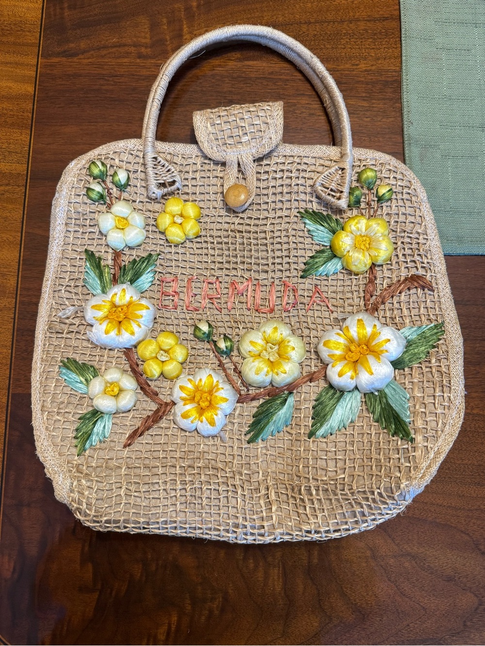 Vintage Bermuda Souvenir Straw Bag Tote Purse With 3D Puff Embroidery Flowers